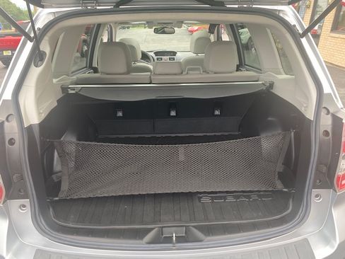 Used 2016 Subaru Forester 2.5i Limited AWD/4WD image 16