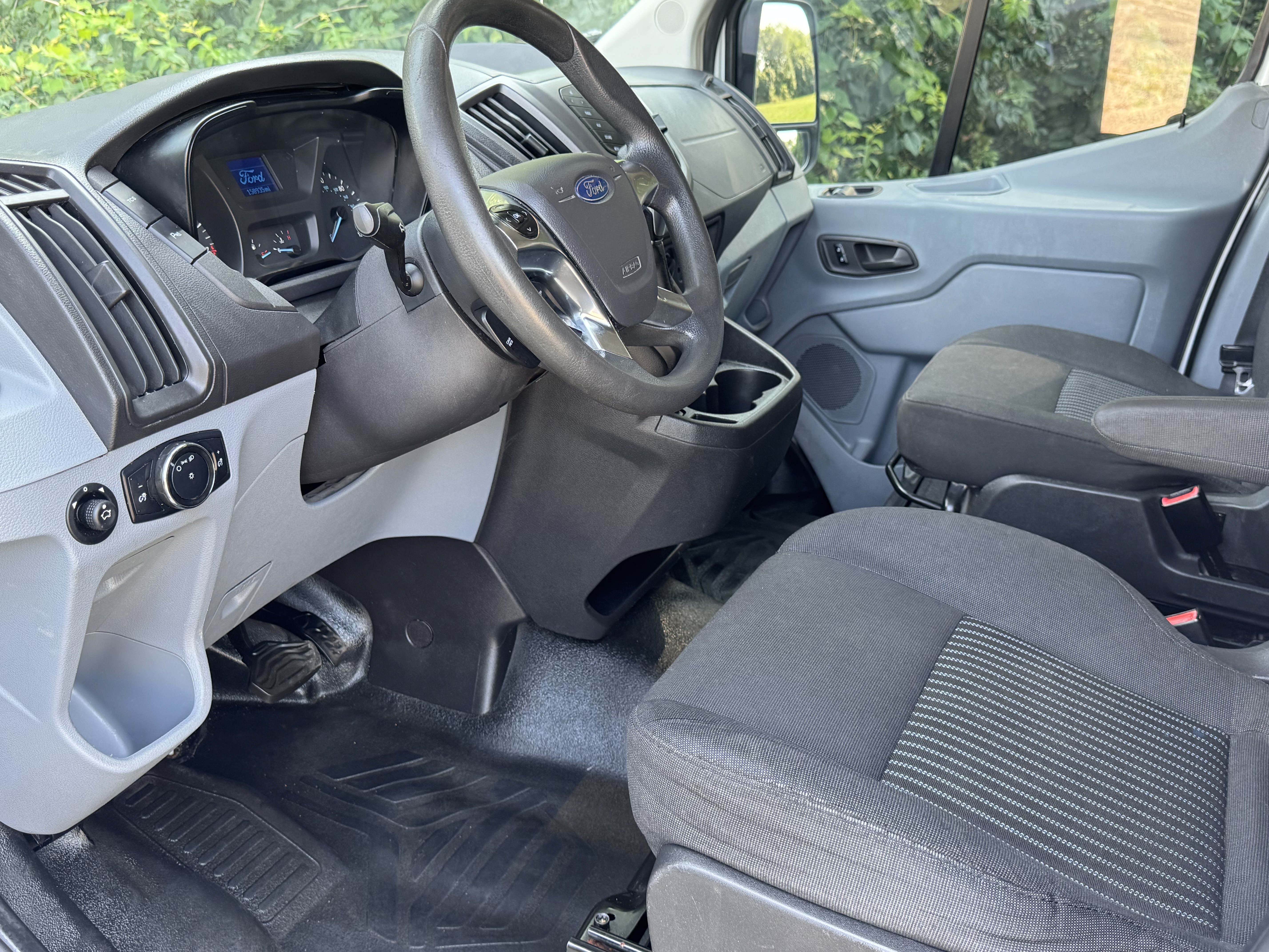 Used 2016 Ford Transit 350 148 Medium Roof Wagon RWD image 5