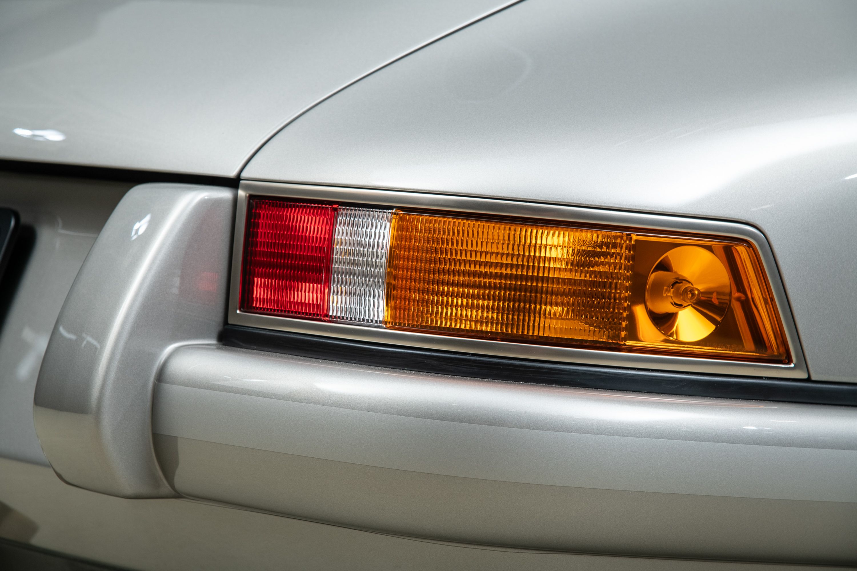 Used 1989 Porsche 911 Carrera RWD image 90