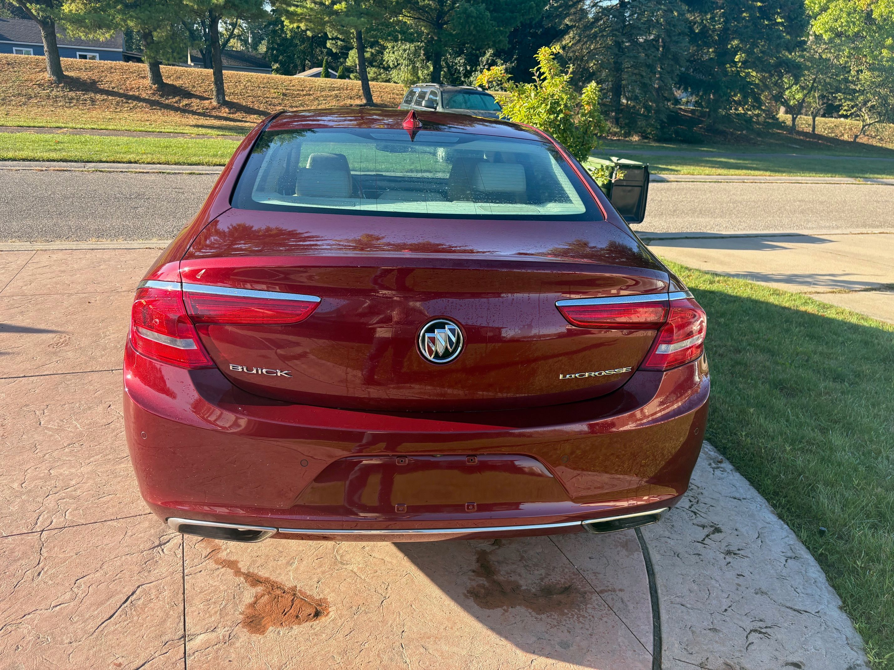 Used 2017 Buick LaCrosse Essence FWD image 5
