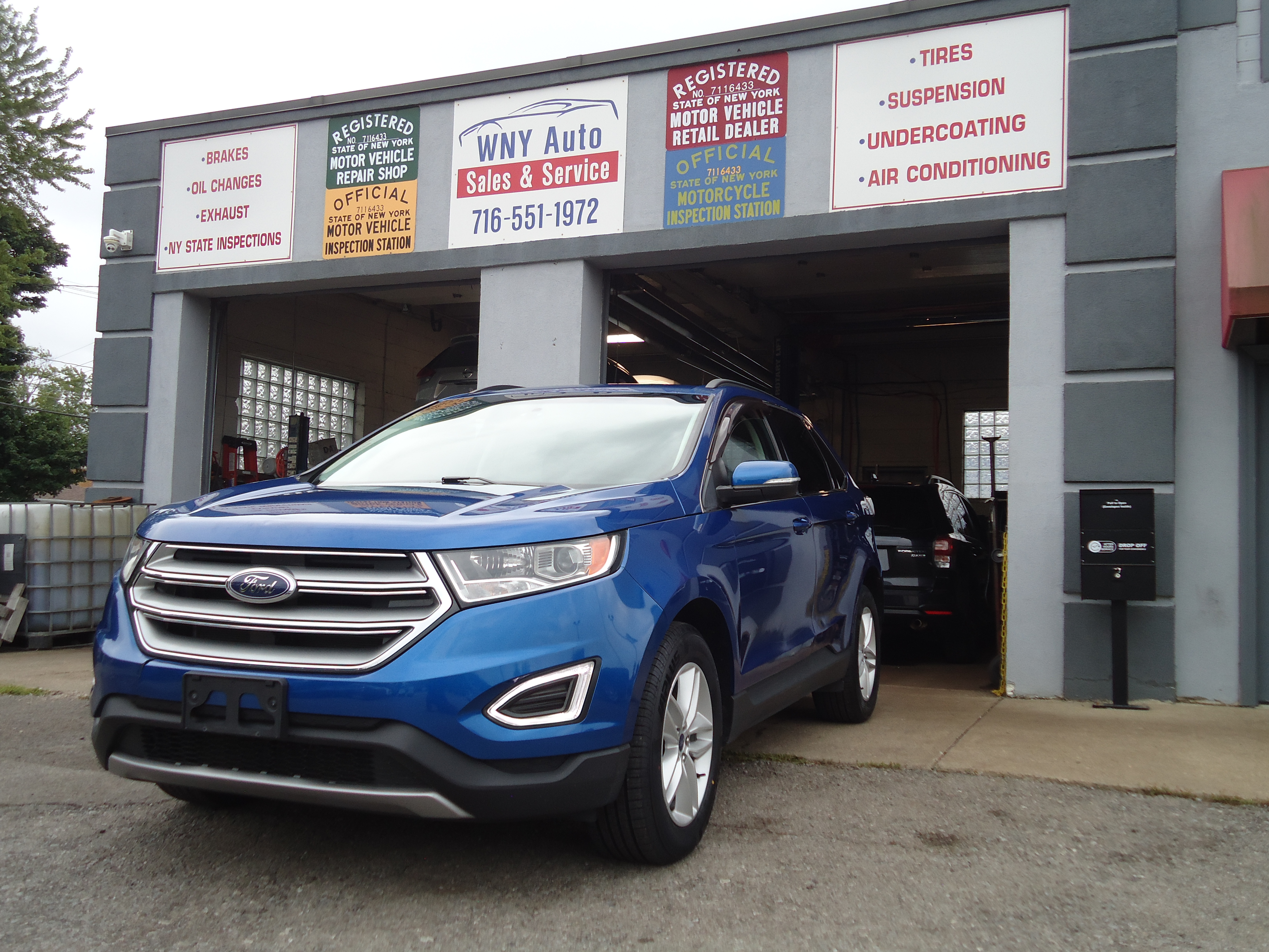 Used 2018 Ford Edge AWD SEL image 1