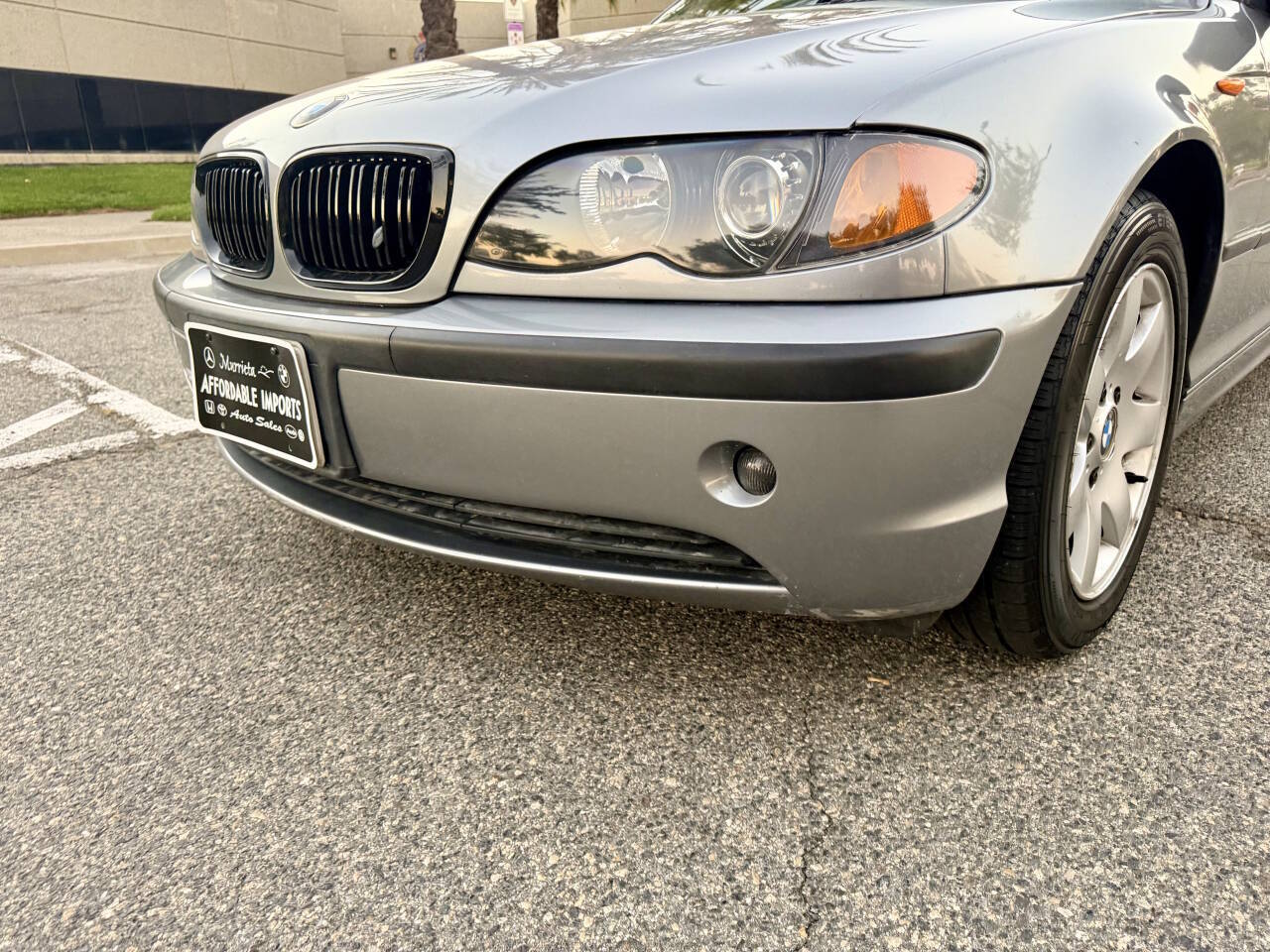 Used 2004 BMW 325i Sedan RWD image 30