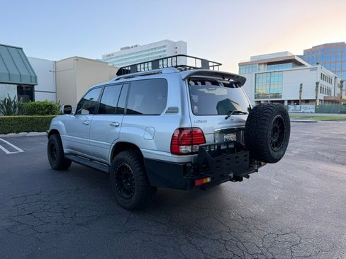 Used 2007 Lexus LX 470 4WD image 3