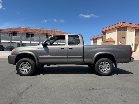Used 2006 Toyota Tundra SR5 image 2