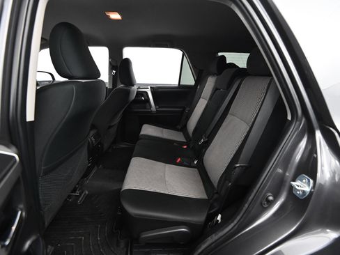 Used 2018 Toyota 4Runner SR5 image 42