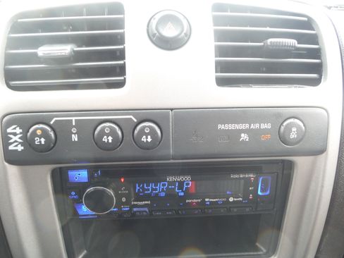 Used 2012 Chevrolet Colorado LT image 15