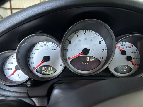 Used 2006 Porsche 911 Coupe image 7