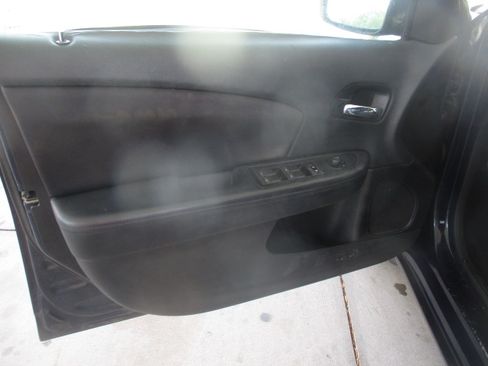 Used 2014 Chrysler 200 Touring Sedan FWD image 20