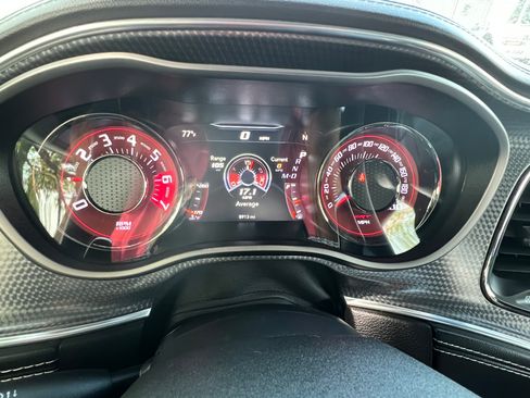 Used 2021 Dodge Challenger SRT Hellcat image 39