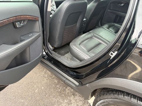 Used 2015 Volvo XC70 T6 Platinum AWD image 13