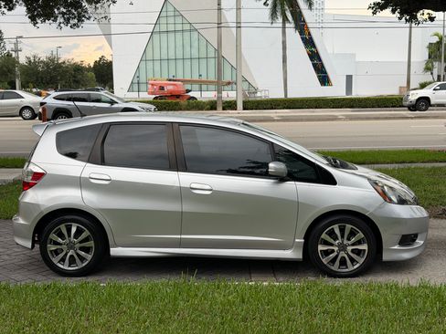 Used 2013 Honda Fit Sport image 6