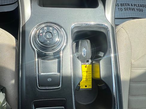 Used 2018 Ford Fusion S Hybrid FWD image 16