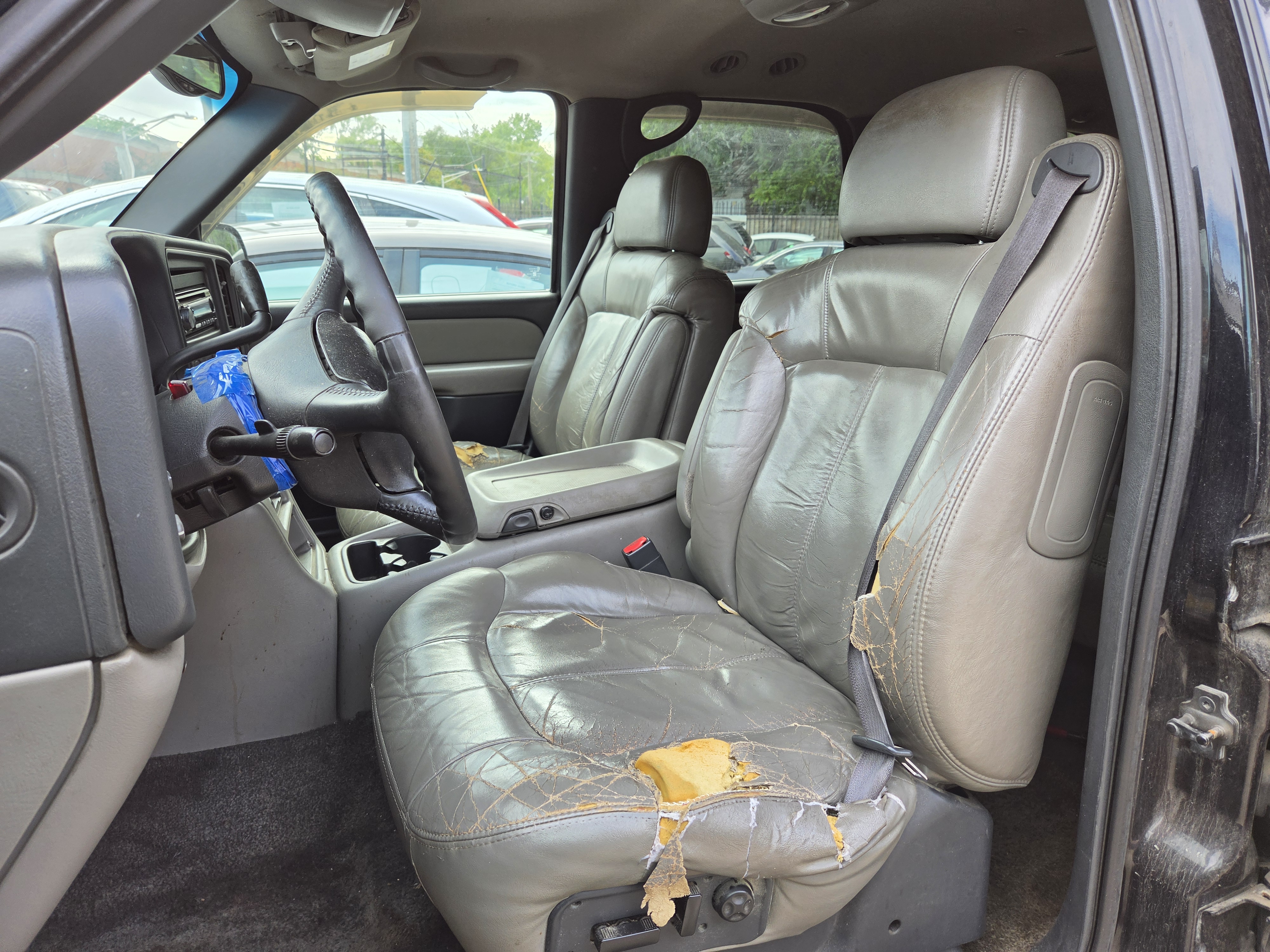 Used 2002 Chevrolet Tahoe 4WD image 5