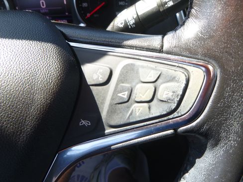 Used 2019 Chevrolet Equinox AWD LT w/ 1LT image 22