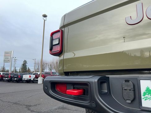 New 2026 Jeep Gladiator Rubicon w/ Safety Group image 30