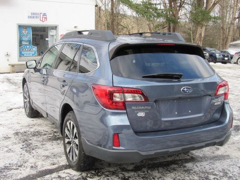 Used 2015 Subaru Outback 2.5i Limited image 9