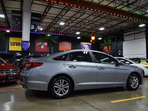 Used 2015 Hyundai Sonata SE image 8