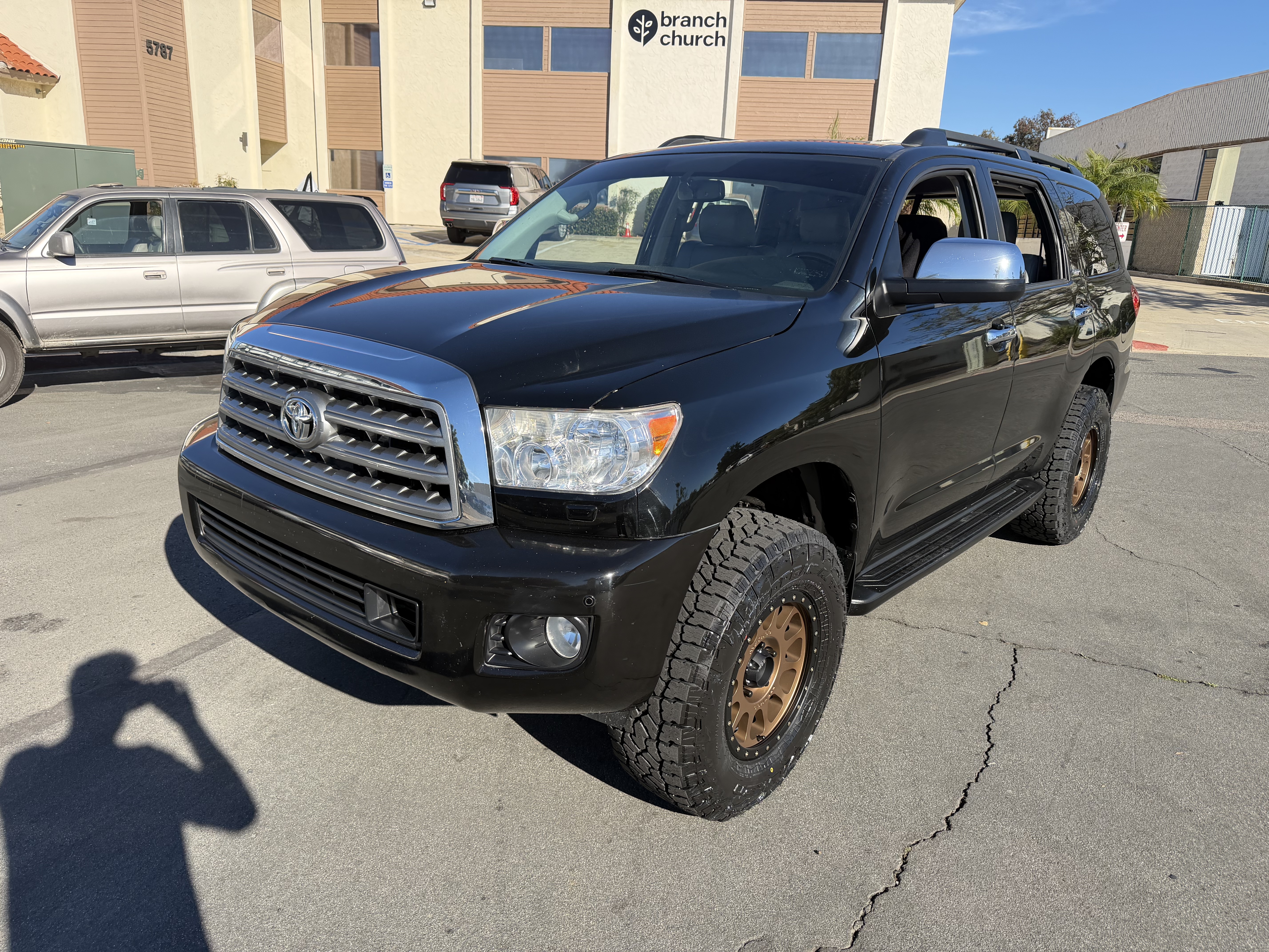 Used 2012 Toyota Sequoia Platinum AWD/4WD image 3