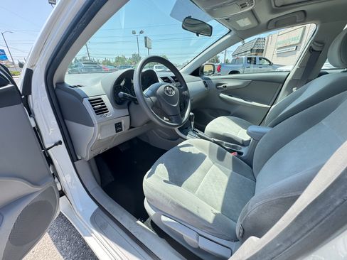 Used 2009 Toyota Corolla LE FWD image 17