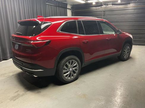 New 2025 Buick Enclave Preferred image 8