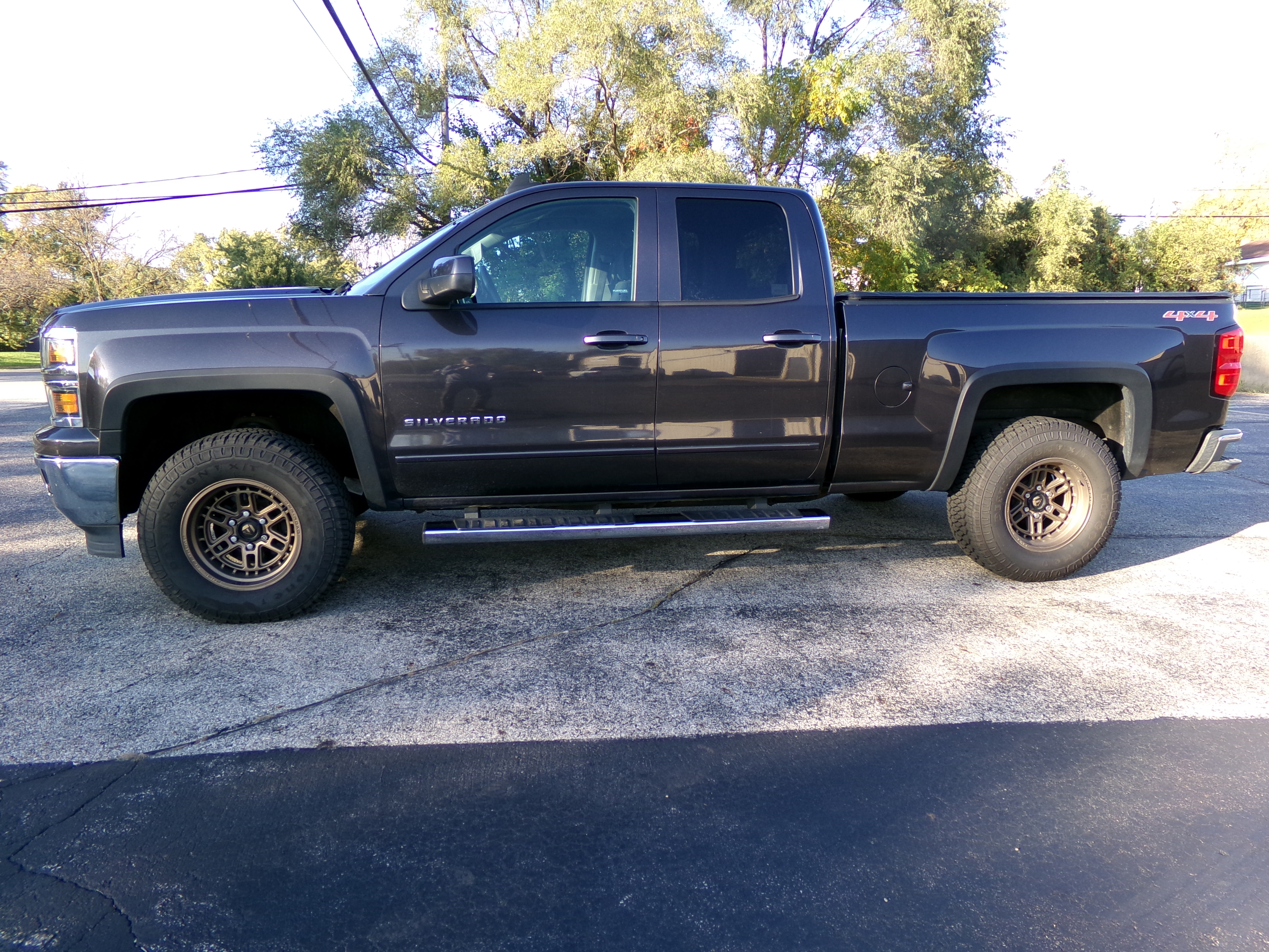 Used 2015 Chevrolet Silverado 1500 4x4 Double Cab LT image 9