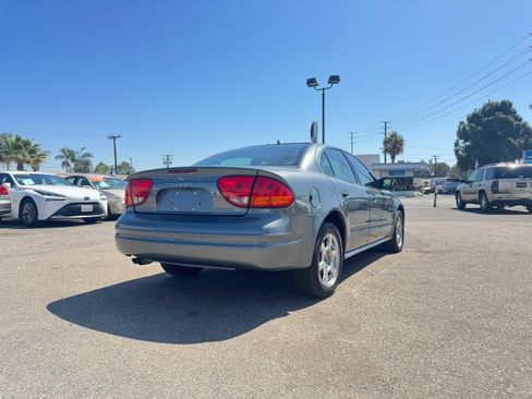 Used 2003 Oldsmobile Alero GLS Sedan FWD image 8