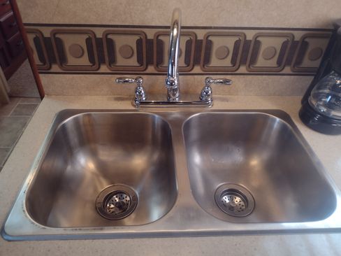 Used 2011 Ford E-450 and Econoline 450 image 41