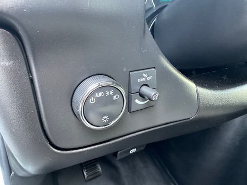Used 2021 Chevrolet Express 3500 image 12
