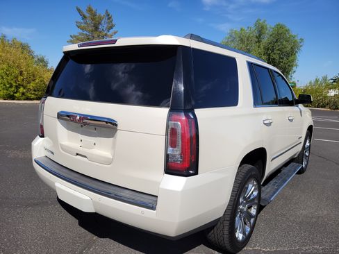 Used 2015 GMC Yukon Denali image 6