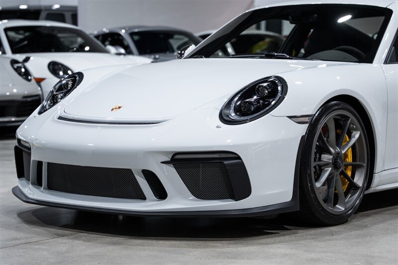 Used 2018 Porsche 911 GT3 RWD image 68