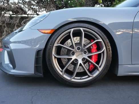 Used 2023 Porsche 718 Cayman GT4 image 10