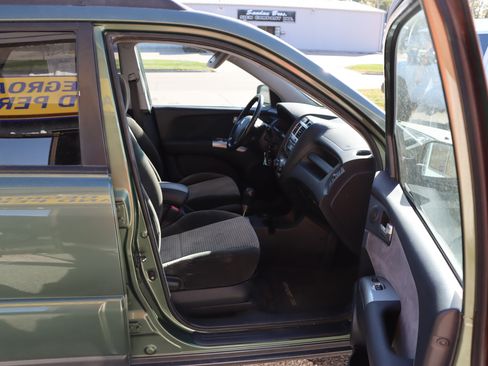 Used 2007 Kia Sportage EX image 13