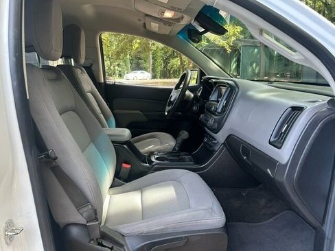 Used 2017 Chevrolet Colorado 4x4 Crew Cab W/T image 22