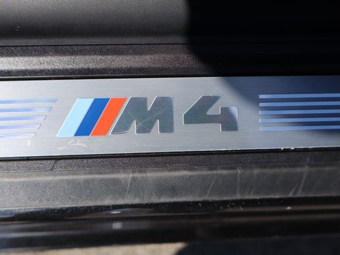 Used 2016 BMW M4 Competition image 17