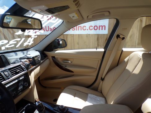 Used 2014 BMW 320i image 11