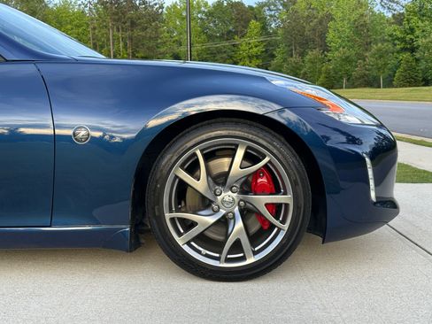 Used 2013 Nissan 370Z Touring Sport image 14