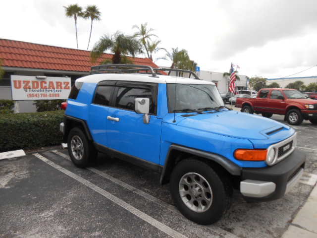 Used 2007 Toyota FJ Cruiser 2WD image 6