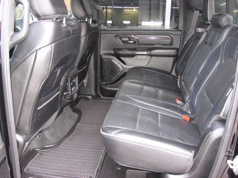 Used 2023 RAM 1500 Limited image 7