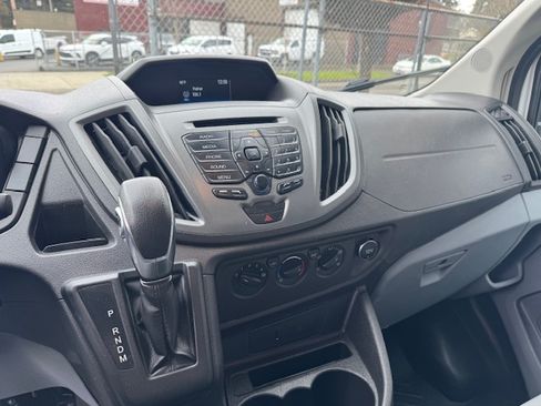 Used 2019 Ford Transit 350 image 12