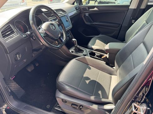 Used 2018 Volkswagen Tiguan SEL image 7