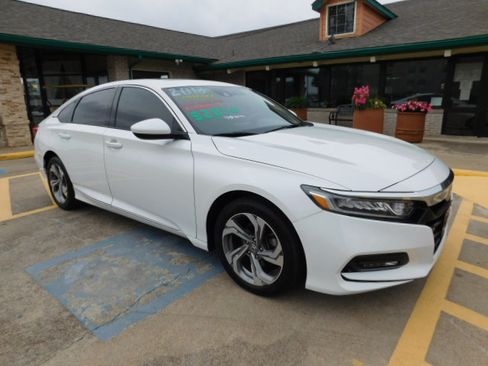 Used 2018 Honda Accord 1.5T EX image 2