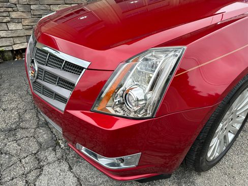 Used 2011 Cadillac CTS Performance Coupe RWD image 18