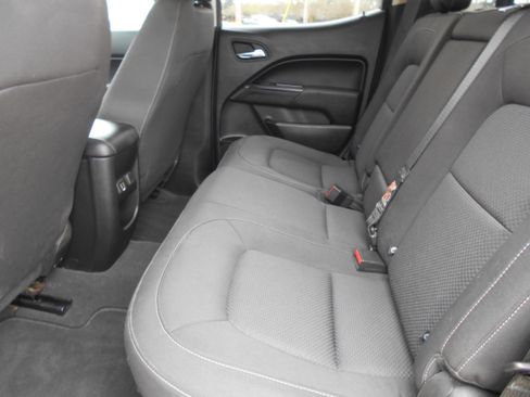 Used 2019 Chevrolet Colorado LT image 7