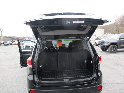Used 2018 Toyota Highlander XLE image 67