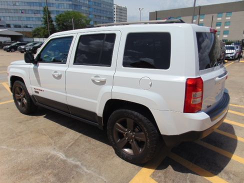 Used 2017 Jeep Patriot 75th Anniversary image 6