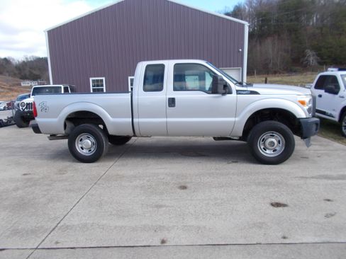 Used 2015 Ford F250 image 3