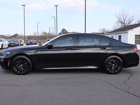 Used 2021 BMW 750i xDrive image 5