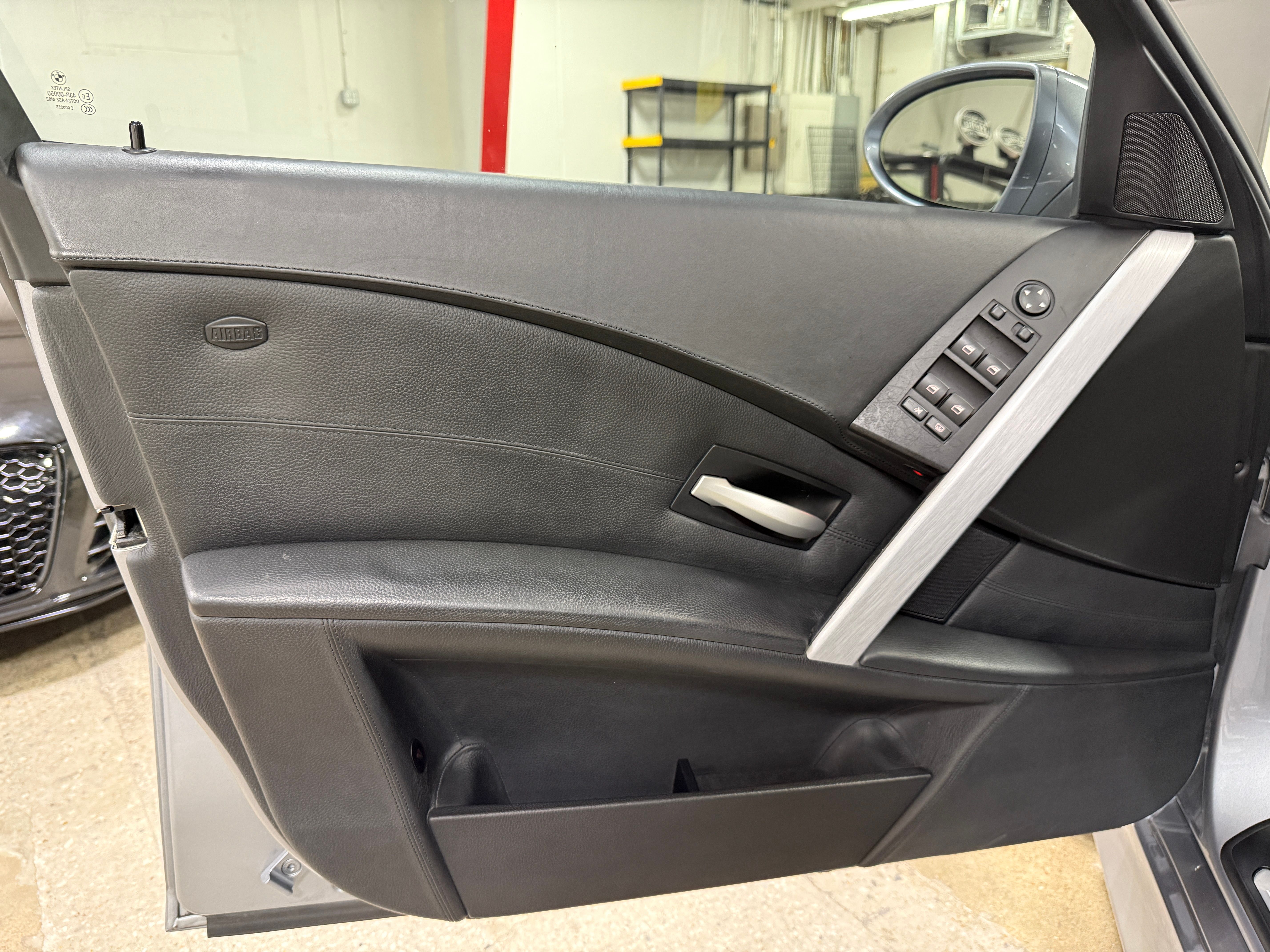 Used 2007 BMW M5 RWD image 17
