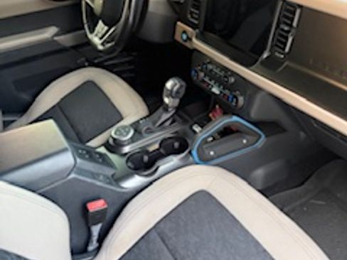 Used 2022 Ford Bronco 4-Door AWD/4WD image 5