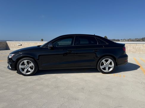 Used 2017 Audi A3 2.0T Premium Sedan FWD image 4
